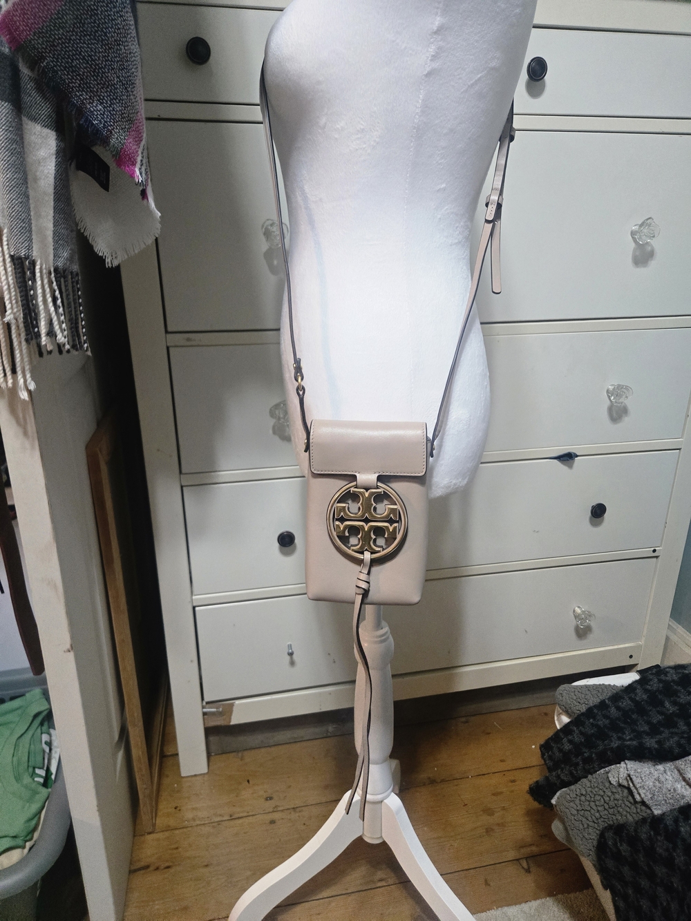 Tory Burch Neutral Beige Crossbody Phone Bag with Gold Logo
